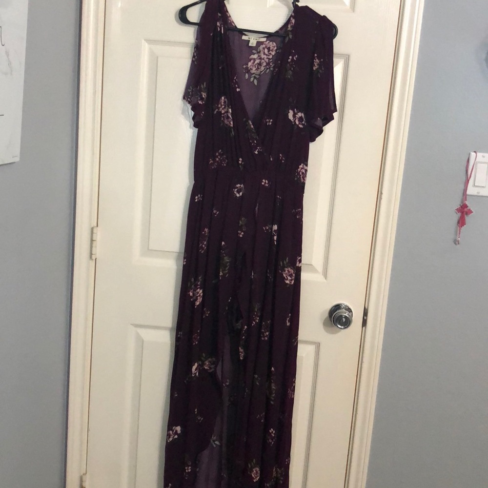 Francesca’s Maroon Floral Romper Maxi